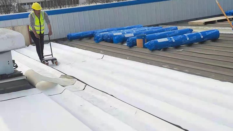 外墙防水涂料施工步骤：精细工艺，确保建筑“肌肤”健康**